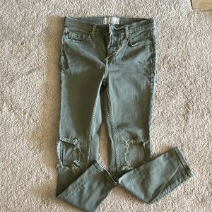 Free people busted skinny jeans size 27